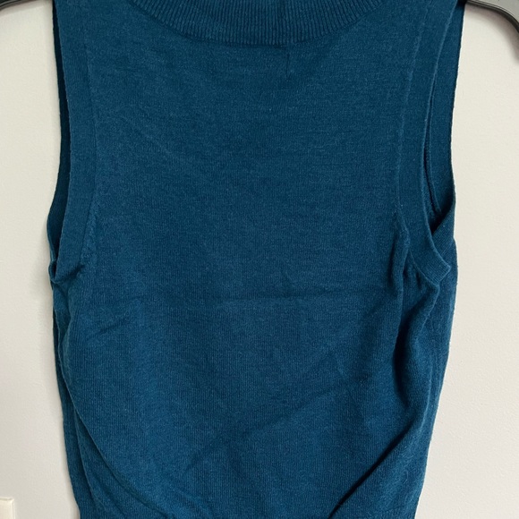 Express Design Studio sweater vest - Picture 3 of 3